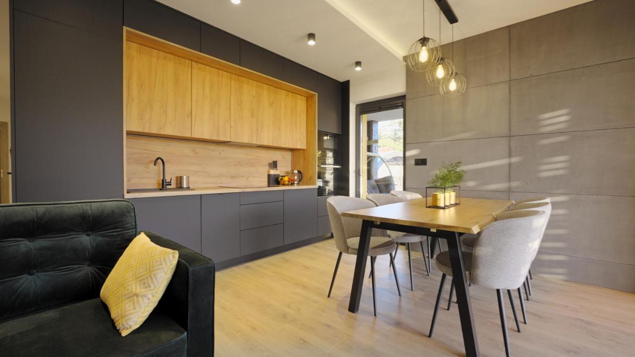 Black Rocks Domki Na Wynajem Nowy Sacz Exterior photo